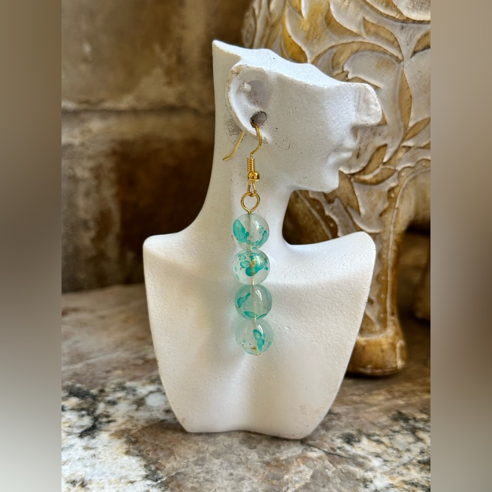 💕2/$10 Gold Clear & Green Glass Bead Dangle Earrings